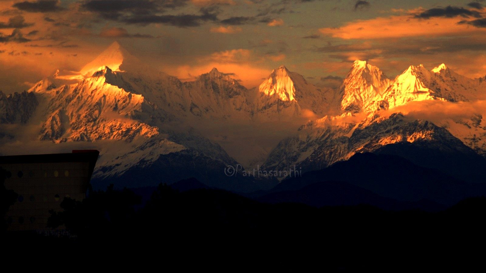 Panchachuli peaks at sunset from Chaukori